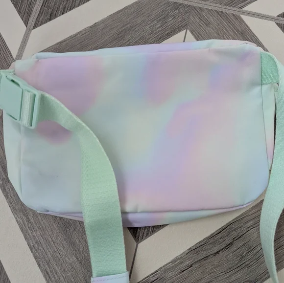Pura Vida Pastel Tye Dye Fanny Pack - Picture 7 of 7
